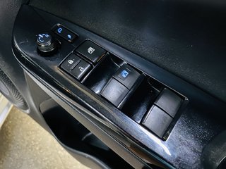 2019 Toyota Yaris 1.5 Xs 5Dr - photo 4