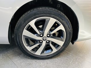2019 Toyota Yaris 1.5 Xs 5Dr - photo 5