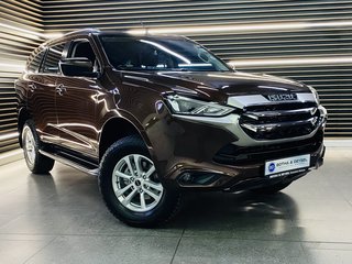 2022 Isuzu Mu-x 3.0D LS 4X4 A/T - photo 3