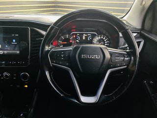 2022 Isuzu Mu-x 3.0D LS 4X4 A/T - photo 12