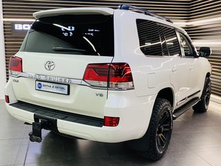 2018 Toyota Land Cruiser 200 V8 4.5D VX-R A/T - photo 9