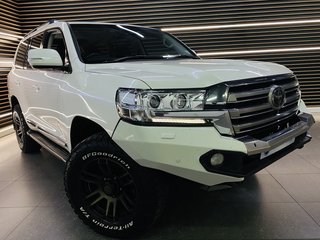 2018 Toyota Land Cruiser 200 V8 4.5D VX-R A/T - photo 2