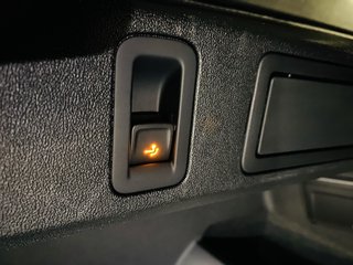 2025 Volkswagen Tiguan 2.0 TSI R-LINE 4MOTION DSG - photo 2
