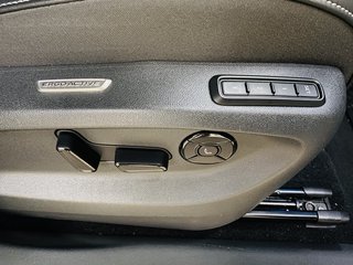 2025 Volkswagen Tiguan 2.0 TSI R-LINE 4MOTION DSG - photo 10