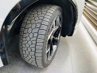 2025 Volkswagen Tiguan 2.0 TSI R-LINE 4MOTION DSG - photo 12