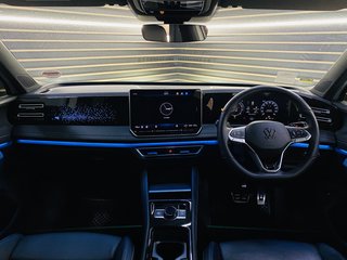 2025 Volkswagen Tiguan 2.0 TSI R-LINE 4MOTION DSG - photo 13