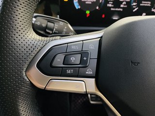 2025 Volkswagen Tiguan 2.0 TSI R-LINE 4MOTION DSG - photo 21