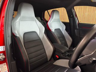 2022 Volkswagen GTI - photo 4