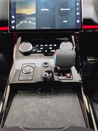 2023 Land Rover D350 First Edition - photo 9