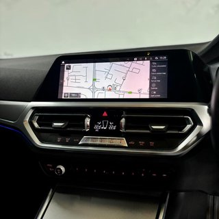 2019 BMW 330i M Sport - photo 7