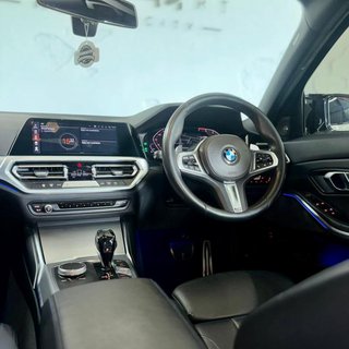 2019 BMW 330i M Sport - photo 9