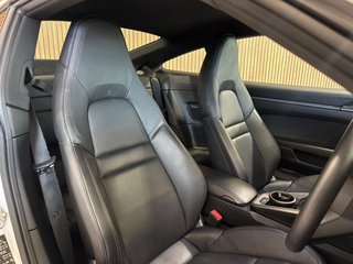 2020 Porsche Carrera Coupe - photo 4