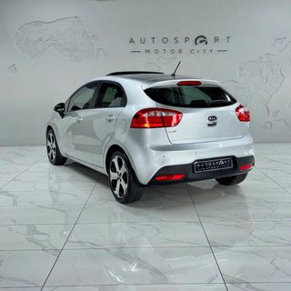 2012 Kia hatch 1.4 Tec - photo 8