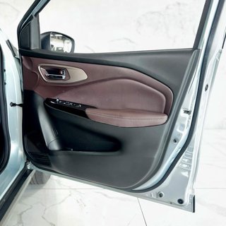 2025 Toyota Starlet CROSS 1.5XR A/T - photo 7