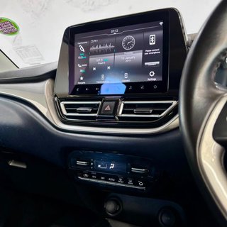 2023 Toyota 1.5 XR Manual - photo 2