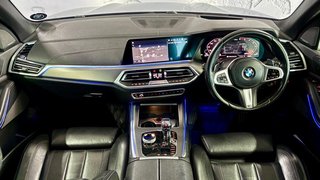 2019 BMW M50d - photo 9
