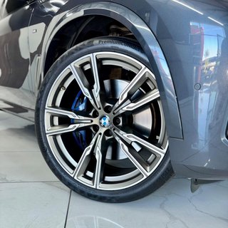 2019 BMW M50d - photo 3
