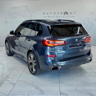 2019 BMW M50d - photo 18