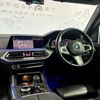 2019 BMW M50d - photo 10