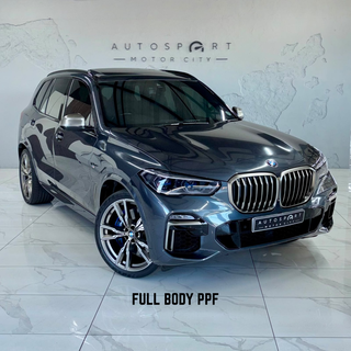 2019 BMW M50d - photo 1