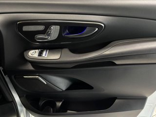 2026 Mercedes-Benz V300d Exclusive - photo 5