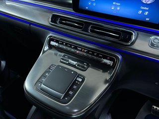 2026 Mercedes-Benz V300d Exclusive - photo 2