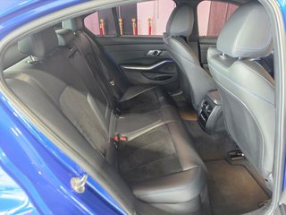 2020 BMW 320i M Sport - photo 2