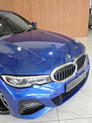 2020 BMW 320i M Sport - photo 3