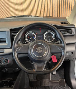 2025 Suzuki 1.5 GA - photo 4