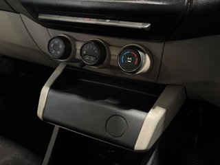 2024 Renault 1.0 Expression - photo 1