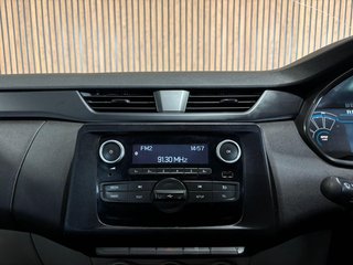 2024 Renault 1.0 Expression - photo 10