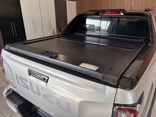 2023 Isuzu 3.0TD Double Cab V-Cross - photo 8