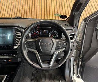 2023 Isuzu 3.0TD Double Cab V-Cross - photo 7