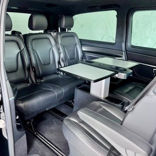 2023 Mercedes-Benz V300d Exclusive AMG Line - photo 8