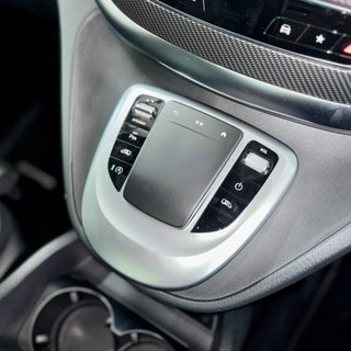 2023 Mercedes-Benz V300d Exclusive AMG Line - photo 9
