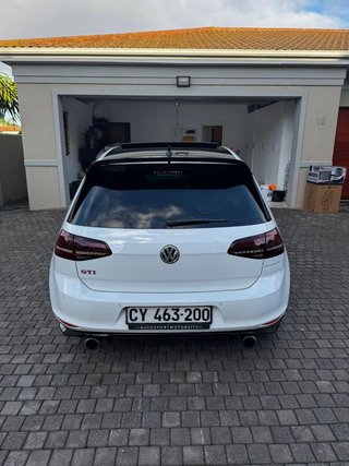 2017 Volkswagen Golf GOLF VII GTi 2.0 TSI DSG CLUBSPORT - photo 1