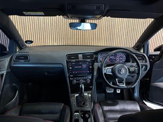 2019 Volkswagen Golf GOLF VII GTi 2.0 TSI DSG - photo 8