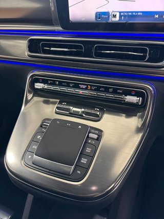 2026 Mercedes-Benz V300d Executive - photo 4
