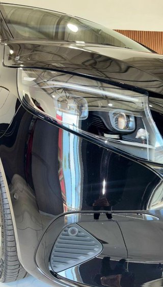 2026 Mercedes-Benz V300d Executive - photo 8