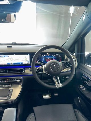 2026 Mercedes-Benz V300d Executive - photo 10