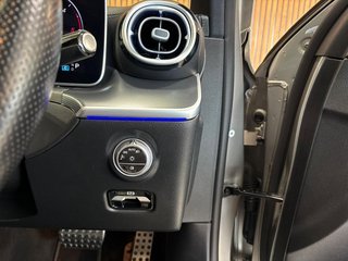 2022 Mercedes-Benz C220d AMG Line - photo 6