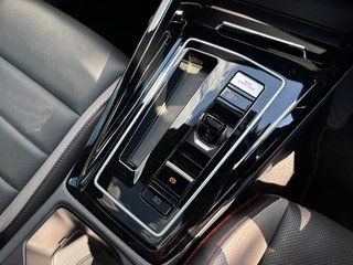 2024 Volkswagen GTI - photo 3