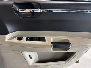 2007 Chrysler SRT8 - photo 6