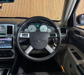 2007 Chrysler SRT8 - photo 8