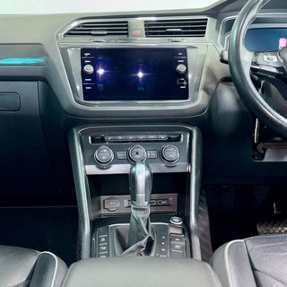 2019 Volkswagen Tiguan 2.0 TSI HIGHLINE 4MOT DSG - photo 6