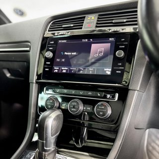 2019 Volkswagen R - photo 1