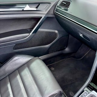 2019 Volkswagen R - photo 2