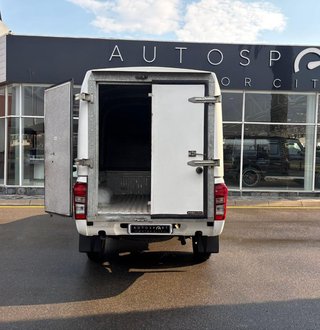 2024 Isuzu 250D Fleetside - photo 7