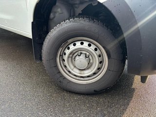 2024 Isuzu 250D Fleetside - photo 8