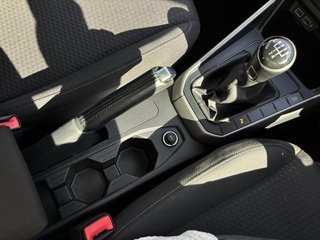 2019 Volkswagen Hatch 1.0TSI Comfortline R-Line - photo 3